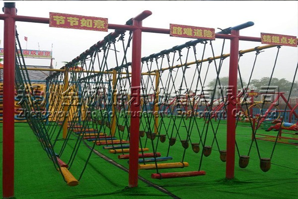 吊樁三組合_體能樂園