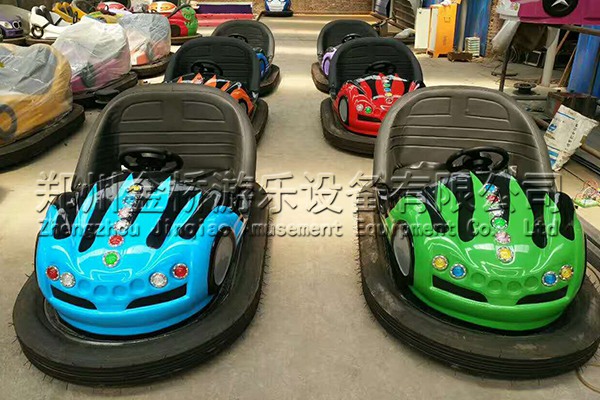 雙人電瓶碰碰車